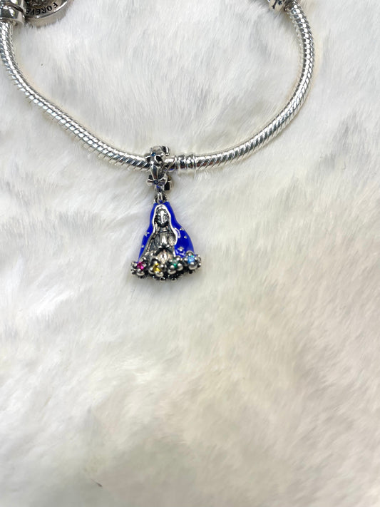 Charm-Virgencita Flores