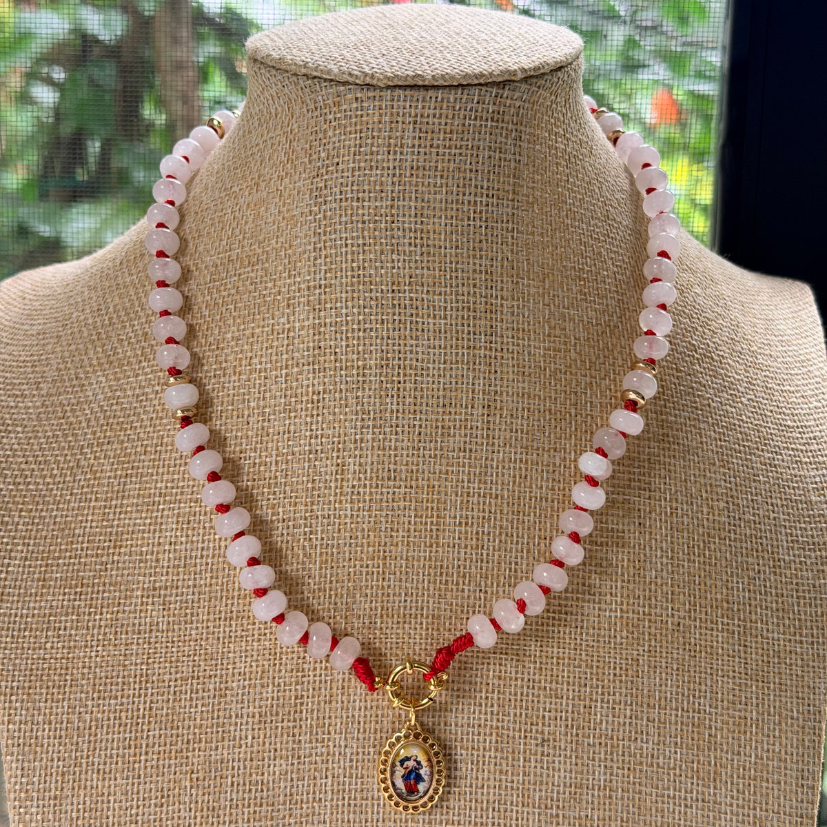 Collar decenario