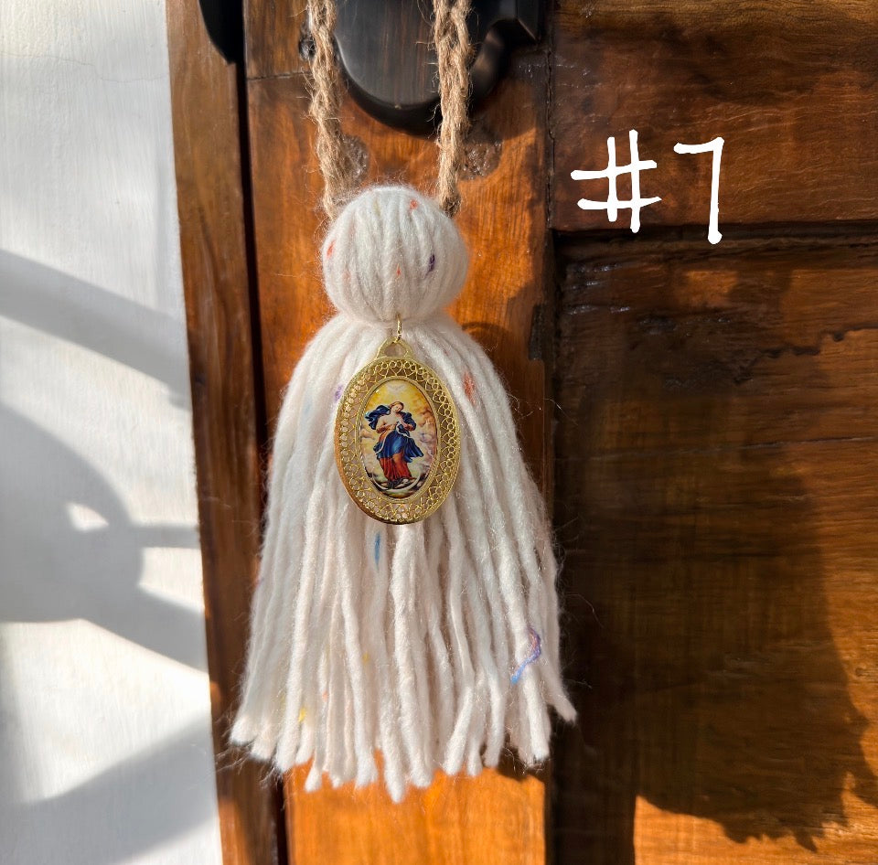 Familia y Hogar/ Bendicion Tassel