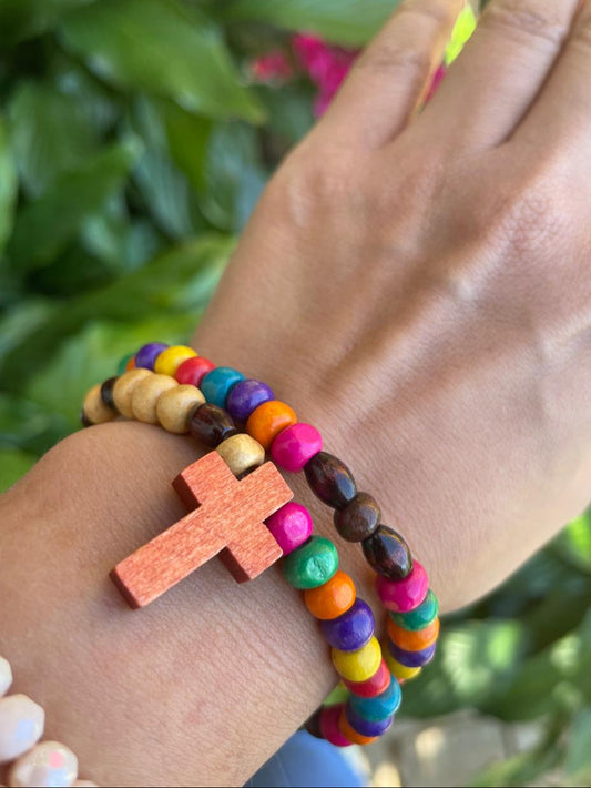 Pulseras Rosarios /madera de colores