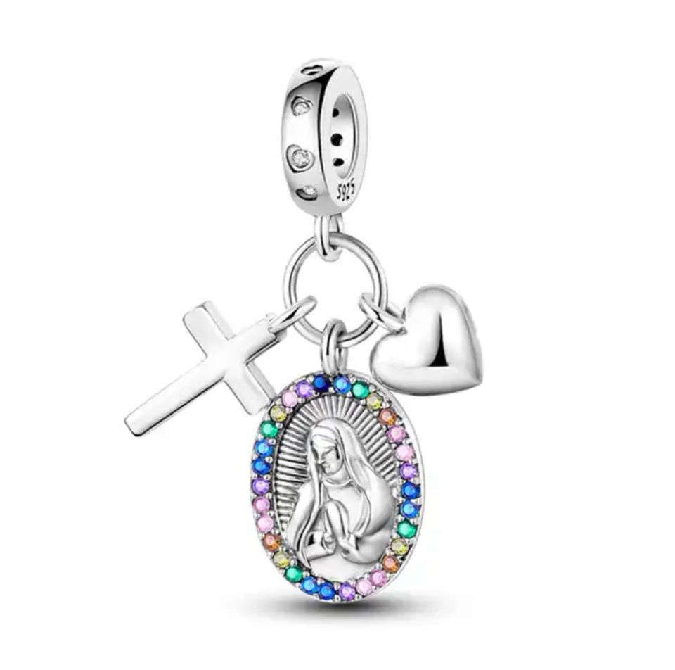 Charm- Cruz/virgen/corazon