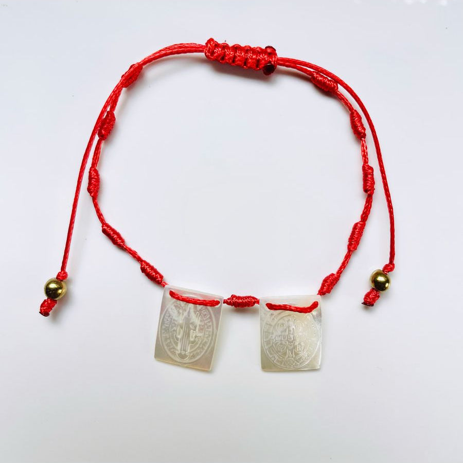 Pulseras ajustables - Pulsera San Benito medalla concha nacar