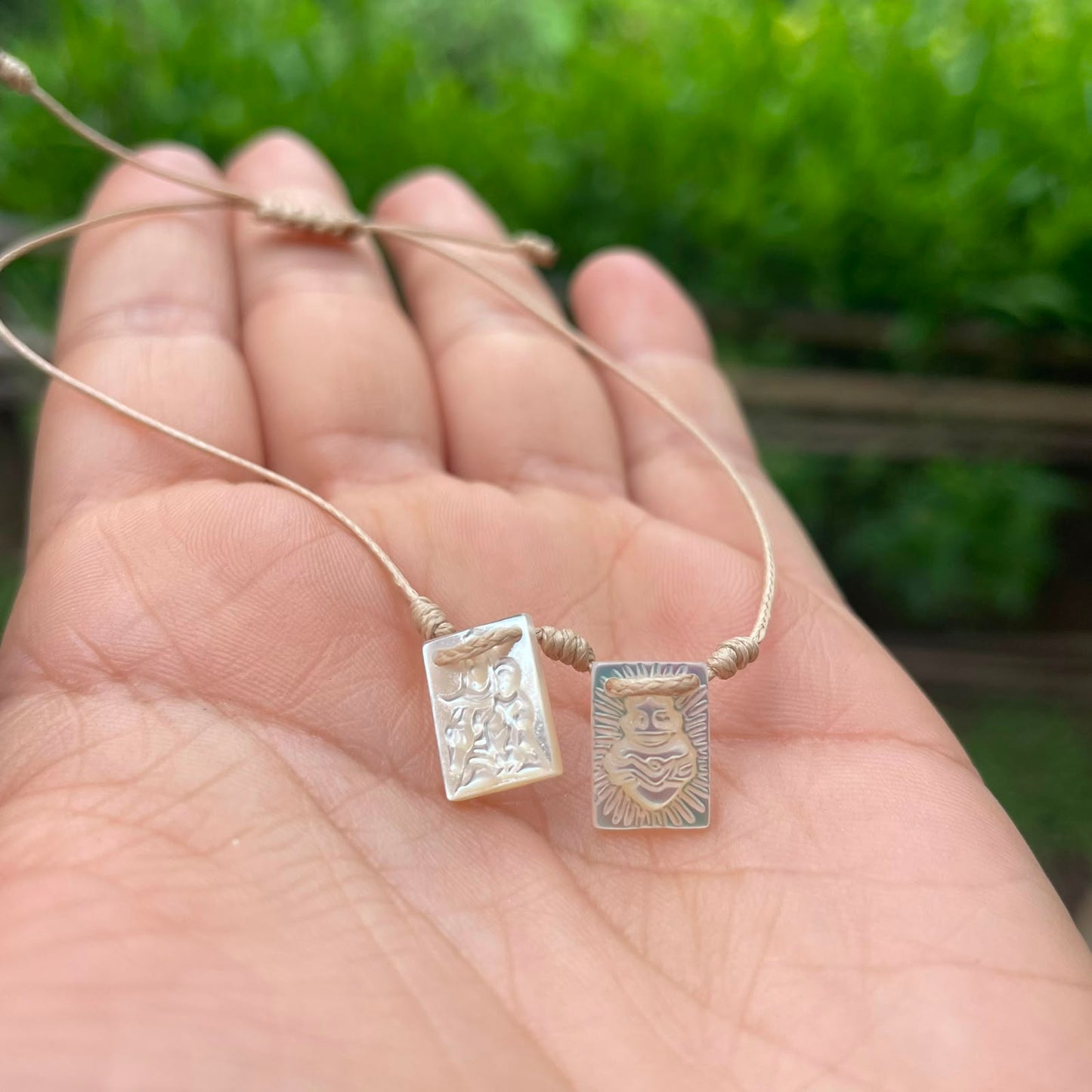 Scapular Collection - Scapular Bracelet with mother-of-pearl shell